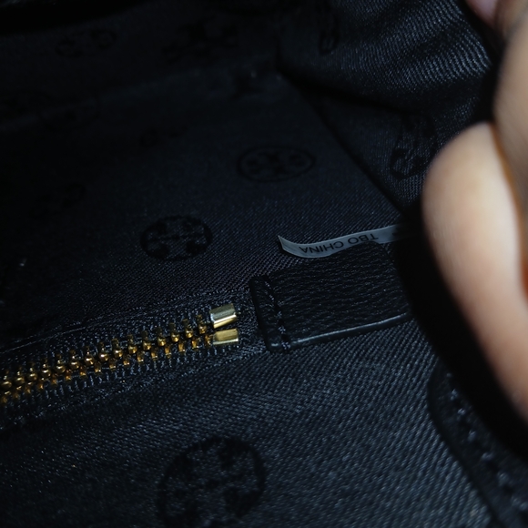 Tory Burch Black Quilted Crossbody Bag - Picture 13 of 13